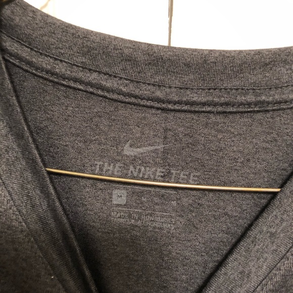 x - Nike - Men’s DriFit T-Shirt - Standard Fit - M - NWT - Picture 9 of 10